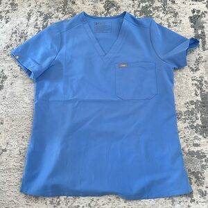 Figs scrub top / small